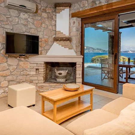 Kymaros Villa Keri