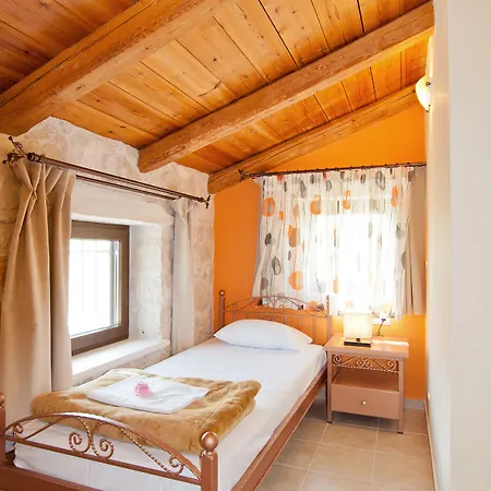 Villa Kymaros *